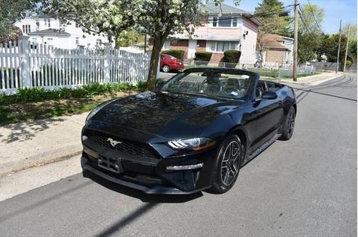 2022 Ford Mustang EcoBoost Premium