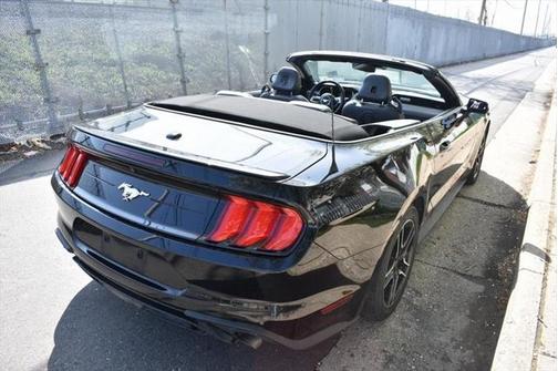 2022 Ford Mustang EcoBoost Premium