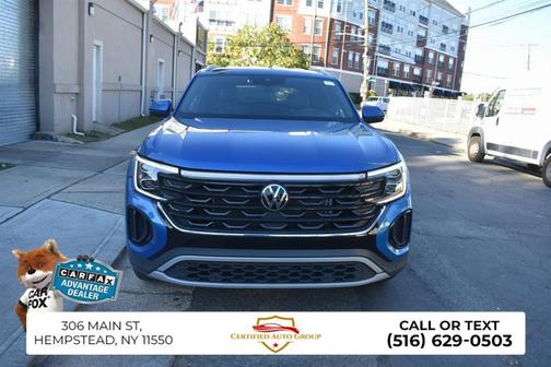 2024 Volkswagen Atlas Cross Sport 2.0T SE w/Technology