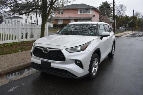 2023 Toyota Highlander L