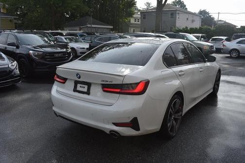 2022 BMW 330 330i