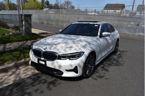2022 BMW 330 xDrive