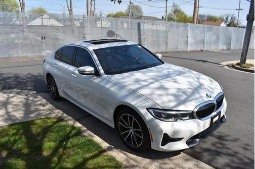 2022 BMW 330 xDrive