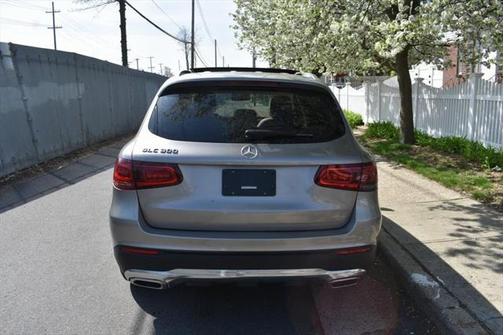 2022 Mercedes-Benz GLC 300 Base