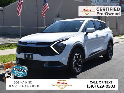 Glacial White Pearl 2025 Kia Sportage LX