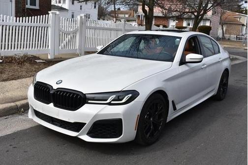 2021 BMW 540 540i