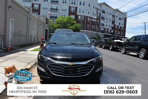 Mosaic Black Metallic 2024 Chevrolet Malibu FWD 1LT