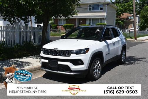 Bright White Clearcoat 2025 Jeep Compass Limited