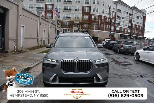 Gray Metallic 2025 BMW X7 xDrive40i
