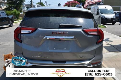 2024 GMC Terrain SLT