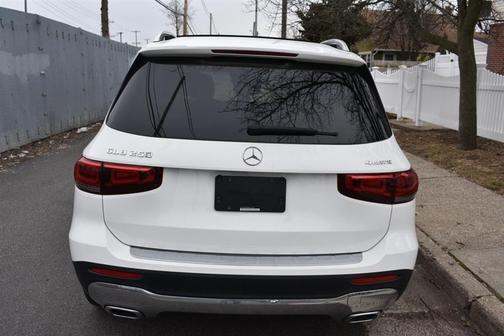 2021 Mercedes-Benz GLB 250 4MATIC