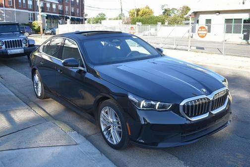 2024 BMW 530 530i