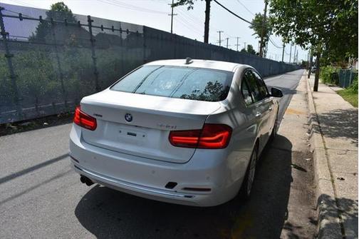 2017 BMW 330 xDrive
