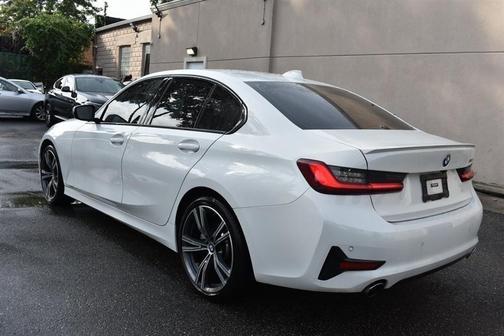 2024 BMW 330 xDrive
