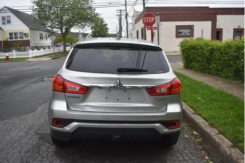 2018 Mitsubishi Outlander Sport 2.0 LE