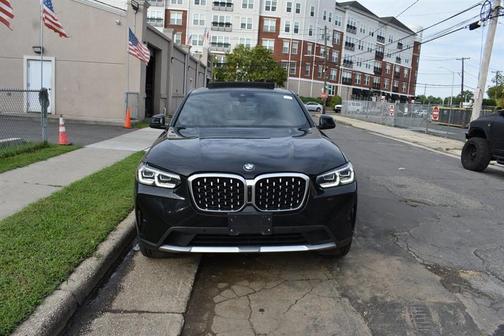 2024 BMW X4 xDrive30i