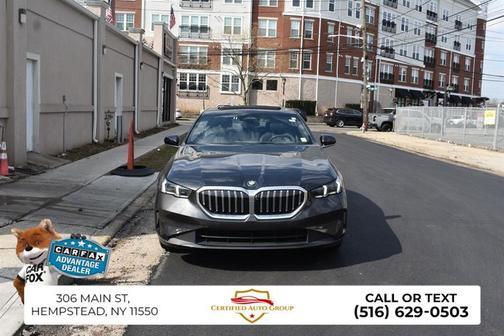 Dark Graphite Metallic 2025 BMW 530 530i