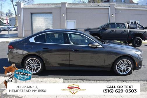 Dark Graphite Metallic 2025 BMW 530 530i