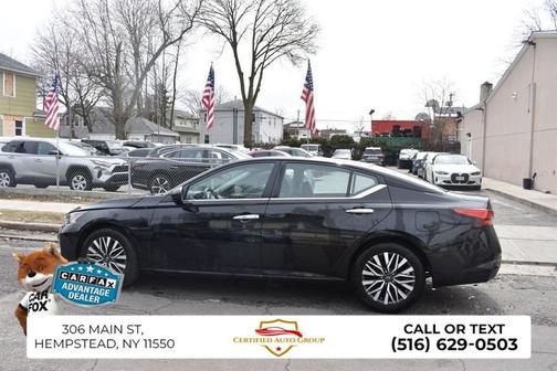 Black Sapphire Metallic 2025 BMW X6 xDrive40i