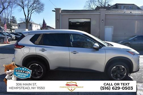 2024 Nissan Rogue SV