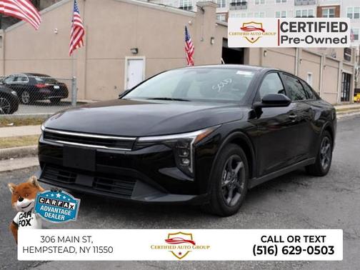 Aurora Black Pearl 2025 Kia K4 LXS