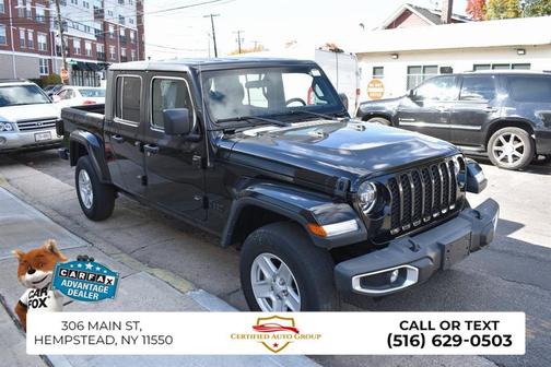 2022 Jeep Gladiator Sport