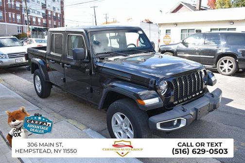 2022 Jeep Gladiator Sport