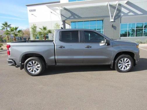 Silver 2022 Chevrolet Silverado 1500 Limited Custom