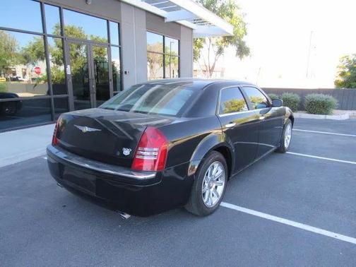 2006 Chrysler 300C Base