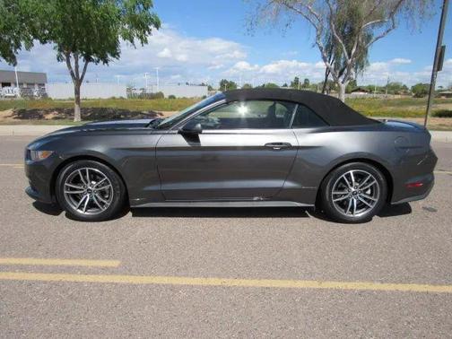 2017 Ford Mustang EcoBoost Premium