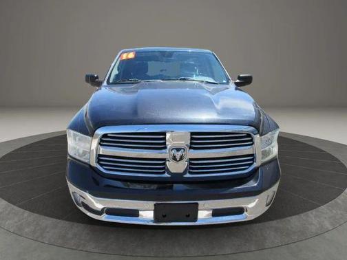 2016 RAM 1500 SLT