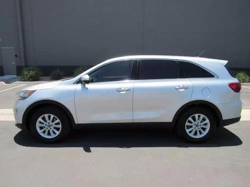 2019 Kia Sorento L