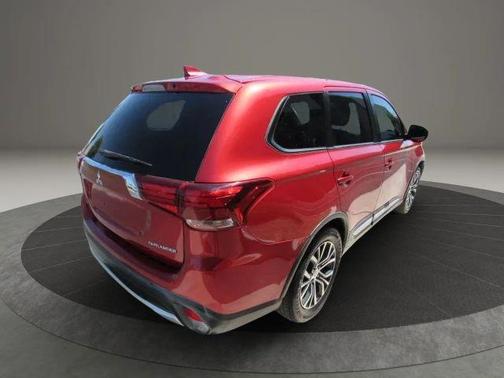 2018 Mitsubishi Outlander ES