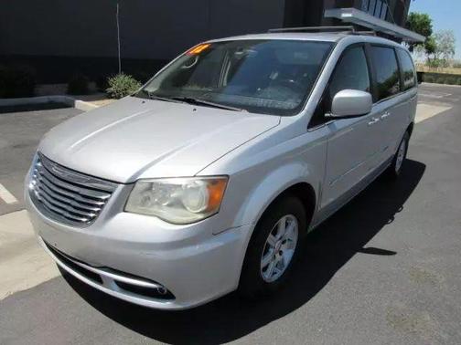 2012 Chrysler Town & Country Touring