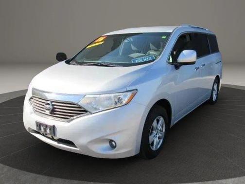 2016 Nissan Quest SV