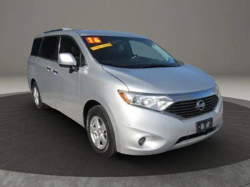 2016 Nissan Quest SV