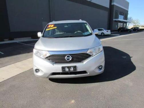 2016 Nissan Quest SV