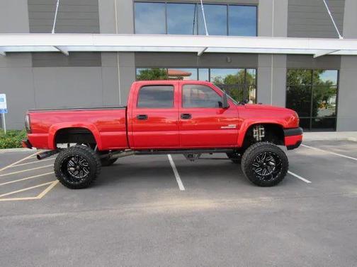 2003 Chevrolet Silverado 2500 LS H/D Crew Cab