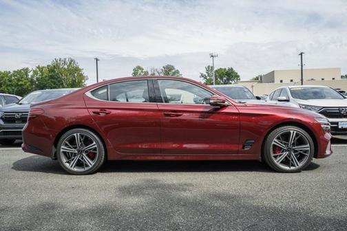 2024 Genesis G70 3.3T Sport Advanced