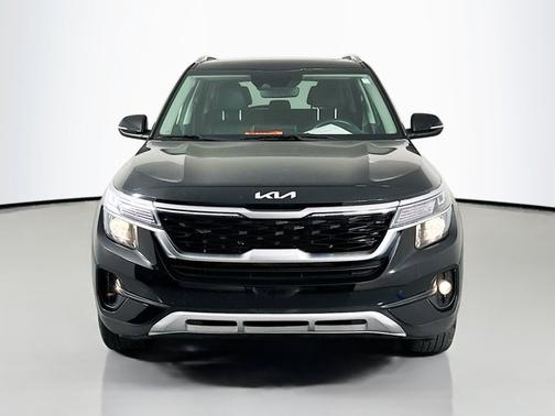 2022 Kia Seltos EX