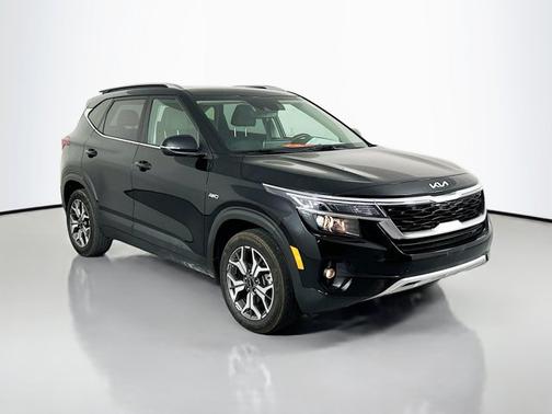 2022 Kia Seltos EX