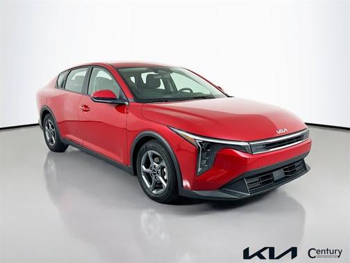 Currant Red 2025 Kia K4 LXS
