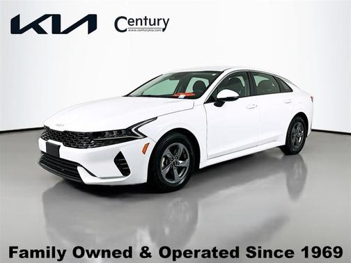 2023 Kia K5 LXS