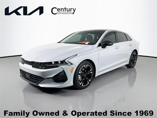 2022 Kia K5 GT-Line