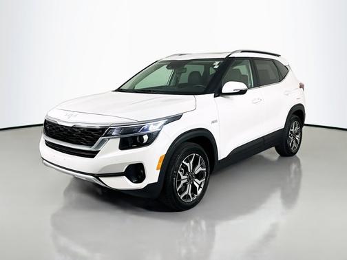 2022 Kia Seltos EX