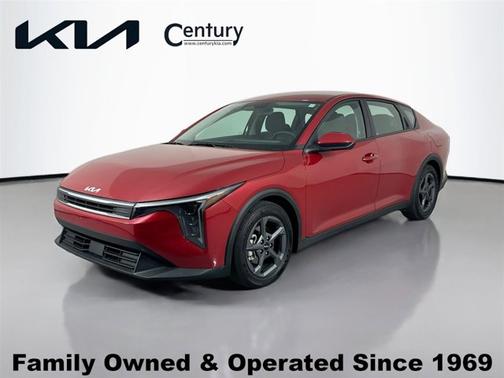 2025 Kia K4 LXS