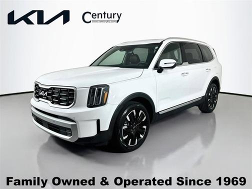 Glacial White Pearl 2025 Kia Telluride SX