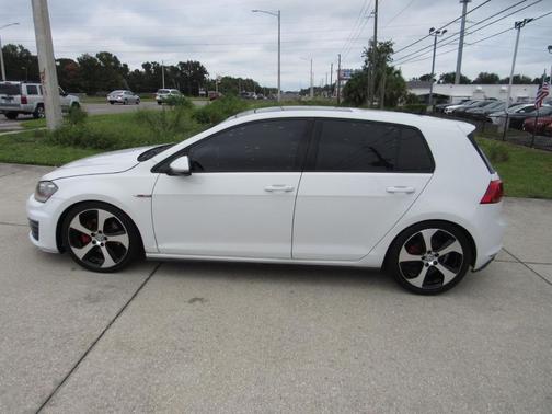 2016 Volkswagen Golf GTI 2.0T SE 4-Door