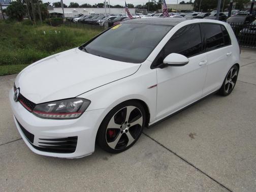 2016 Volkswagen Golf GTI 2.0T SE 4-Door