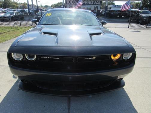 2016 Dodge Challenger R/T Scat Pack